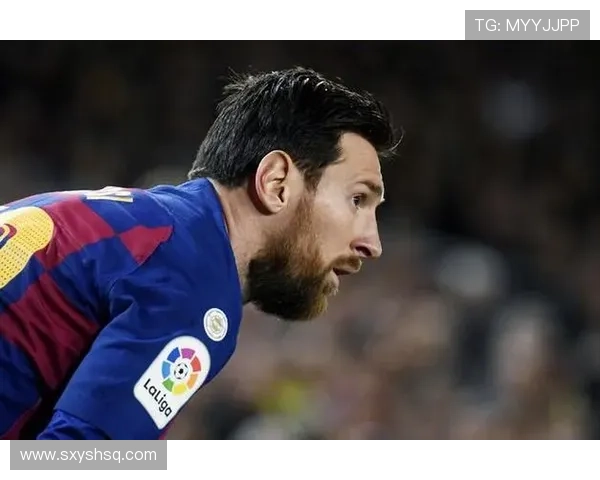 梅西重返巴萨传闻不断 球迷热议是否能再续辉煌传奇